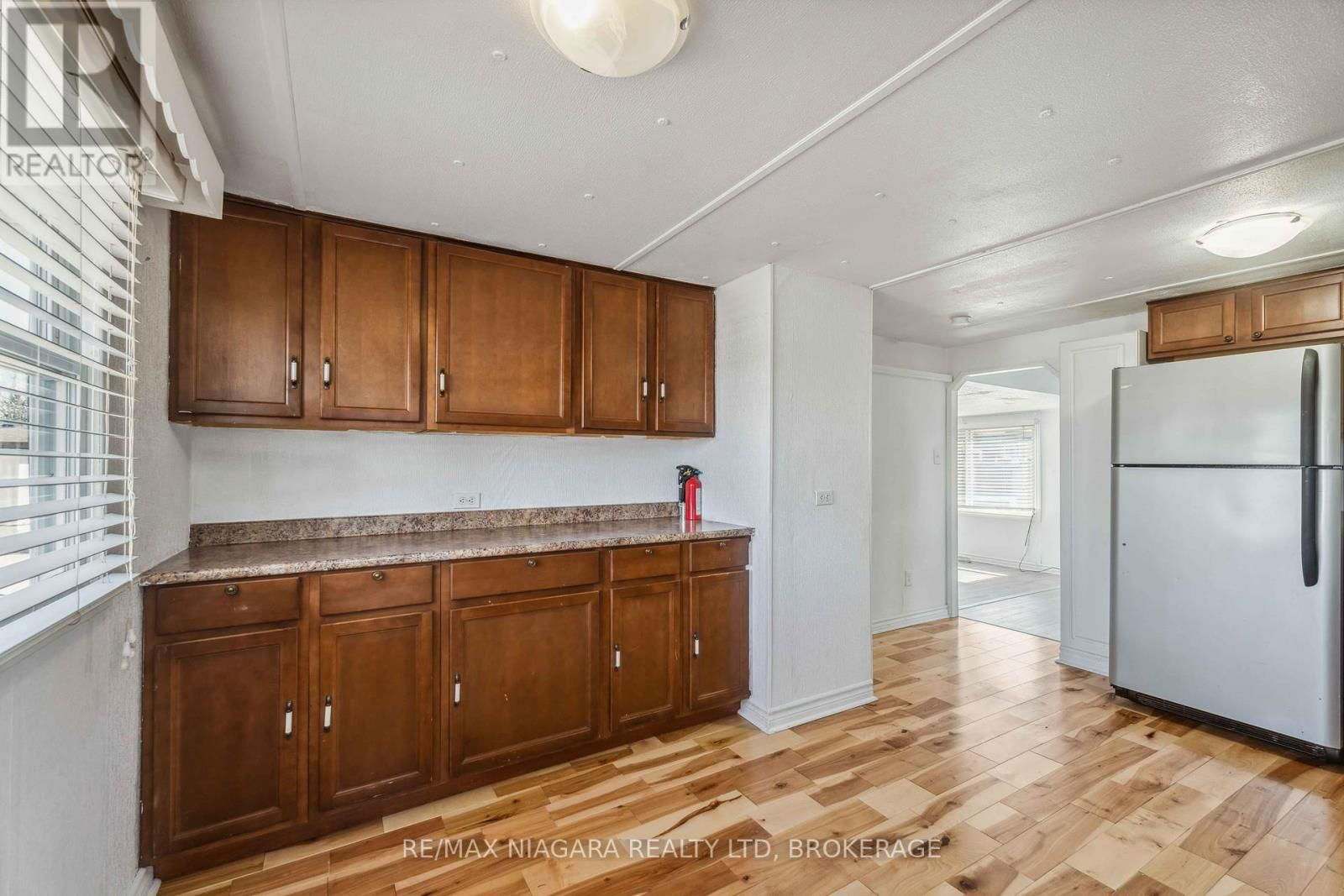 21 - 2175 MEWBURN ROAD Image 21