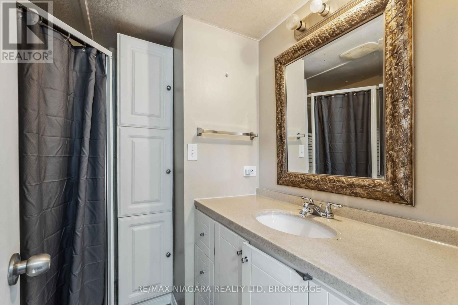 21 - 2175 MEWBURN ROAD Image 28