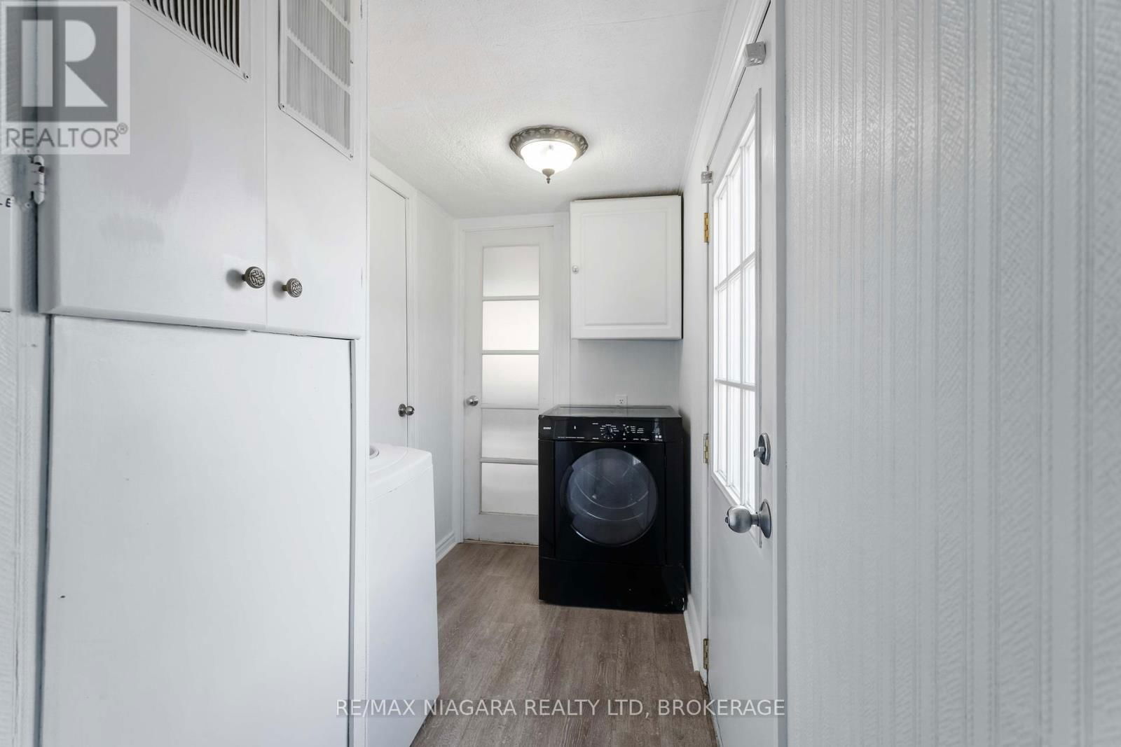 21 - 2175 MEWBURN ROAD Image 30