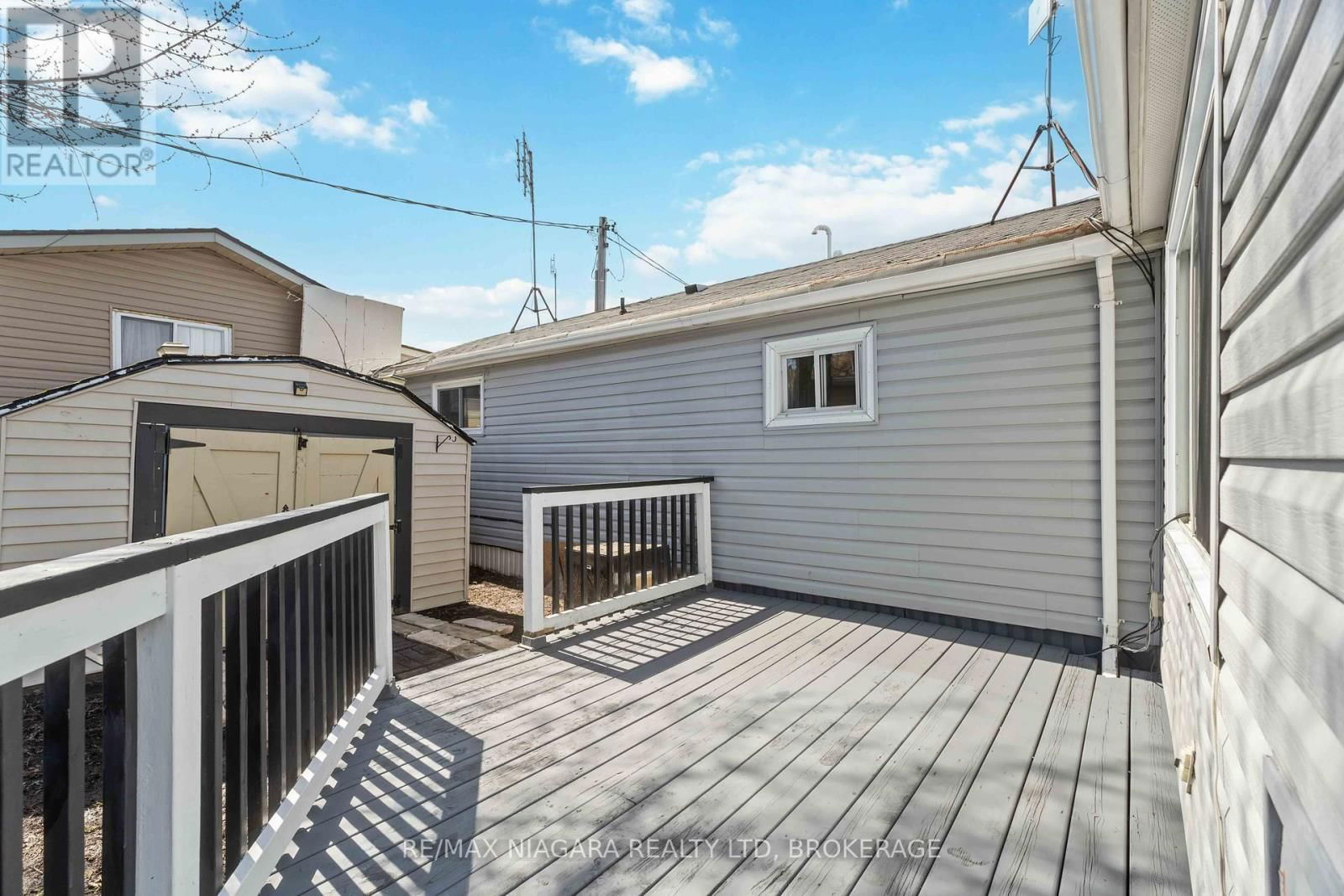 21 - 2175 MEWBURN ROAD Image 5