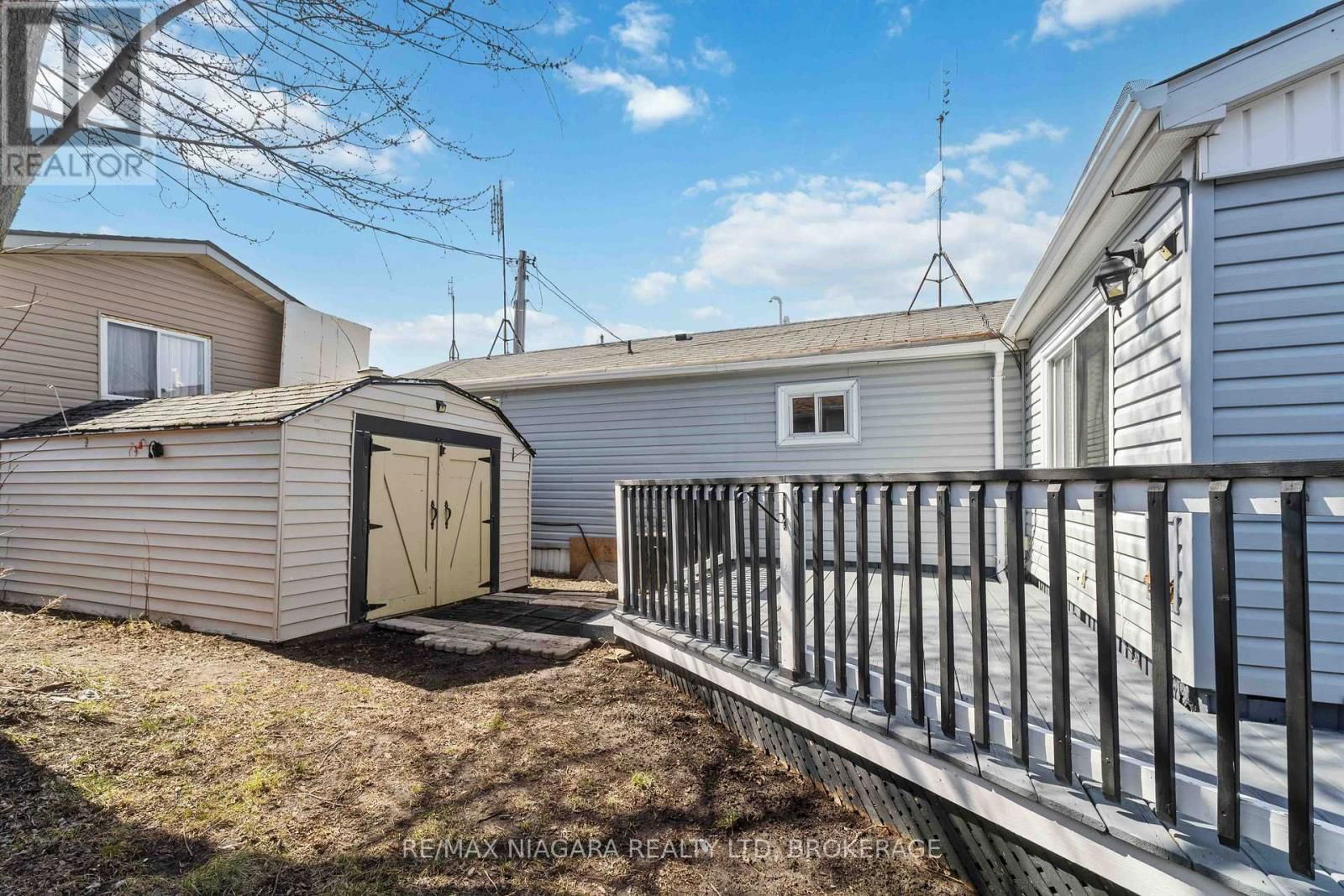 21 - 2175 MEWBURN ROAD Image 8
