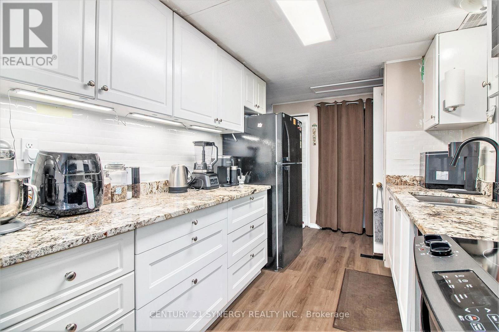 27 CASSELL LANE Image 10