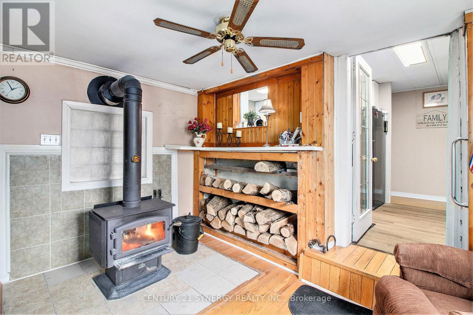 27 CASSELL LANE Image 12