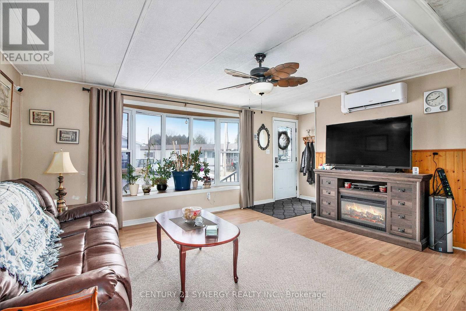 27 CASSELL LANE Image 3