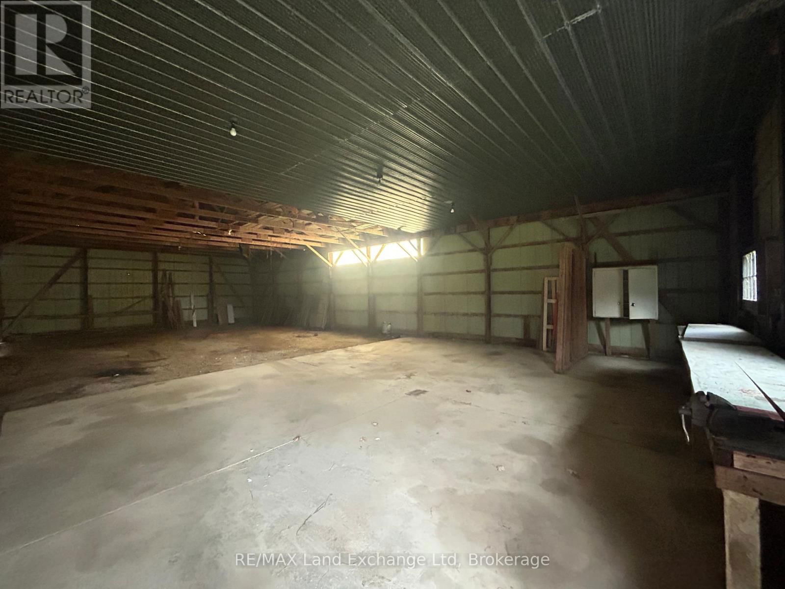 39831 REID ROAD Image 18