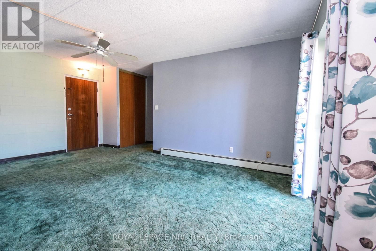 212 - 6 WESTLAKE LANE Image 11
