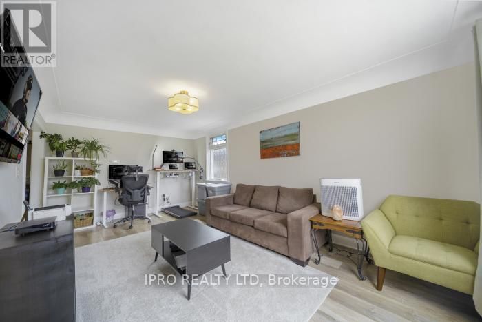 146 GLENCARRY AVENUE Image 11