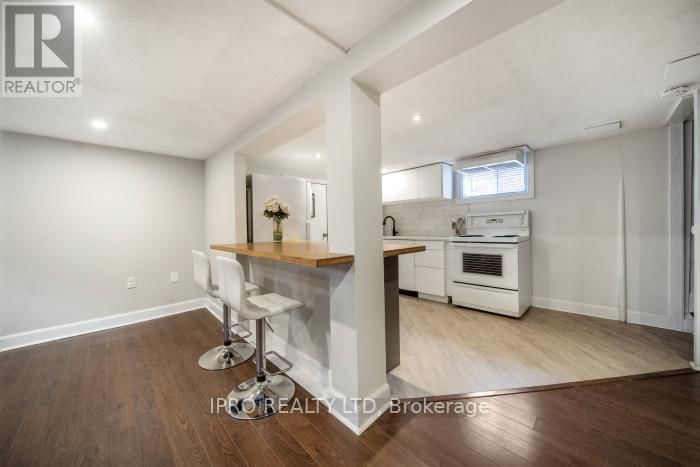 146 GLENCARRY AVENUE Image 32