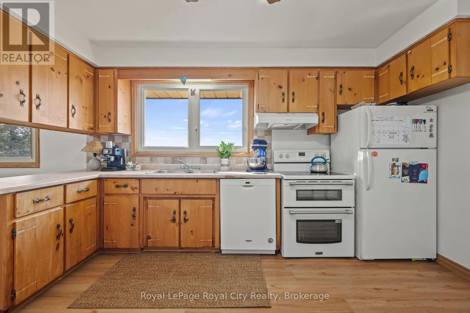 7682 EIGHTH LINE Image 11