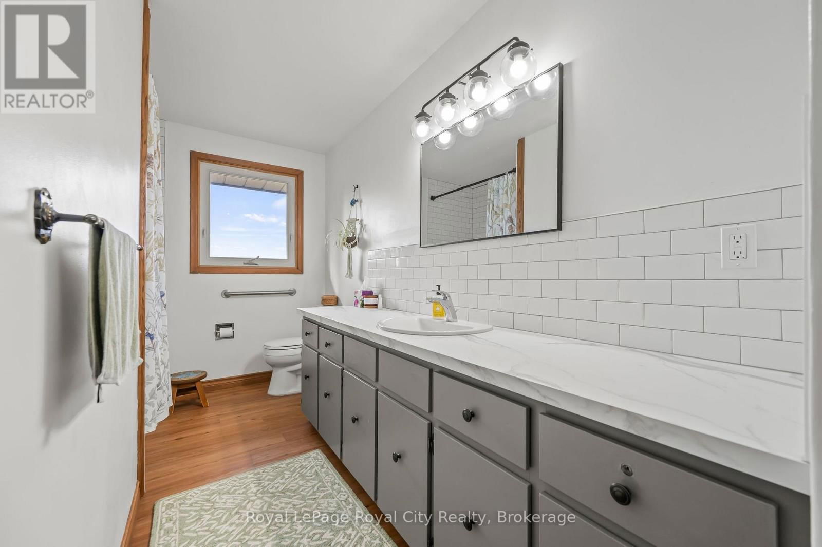 7682 EIGHTH LINE Image 17