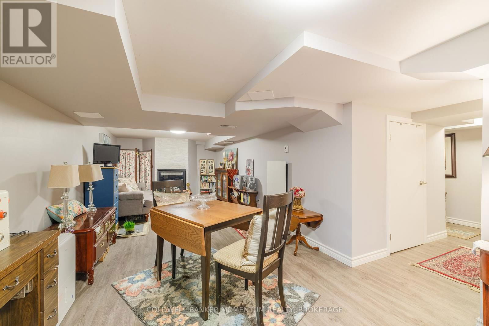 12 CAMERON ROAD Image 36