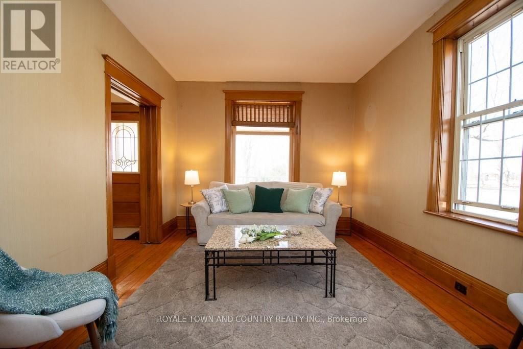 652 RIVER ROAD Image 10
