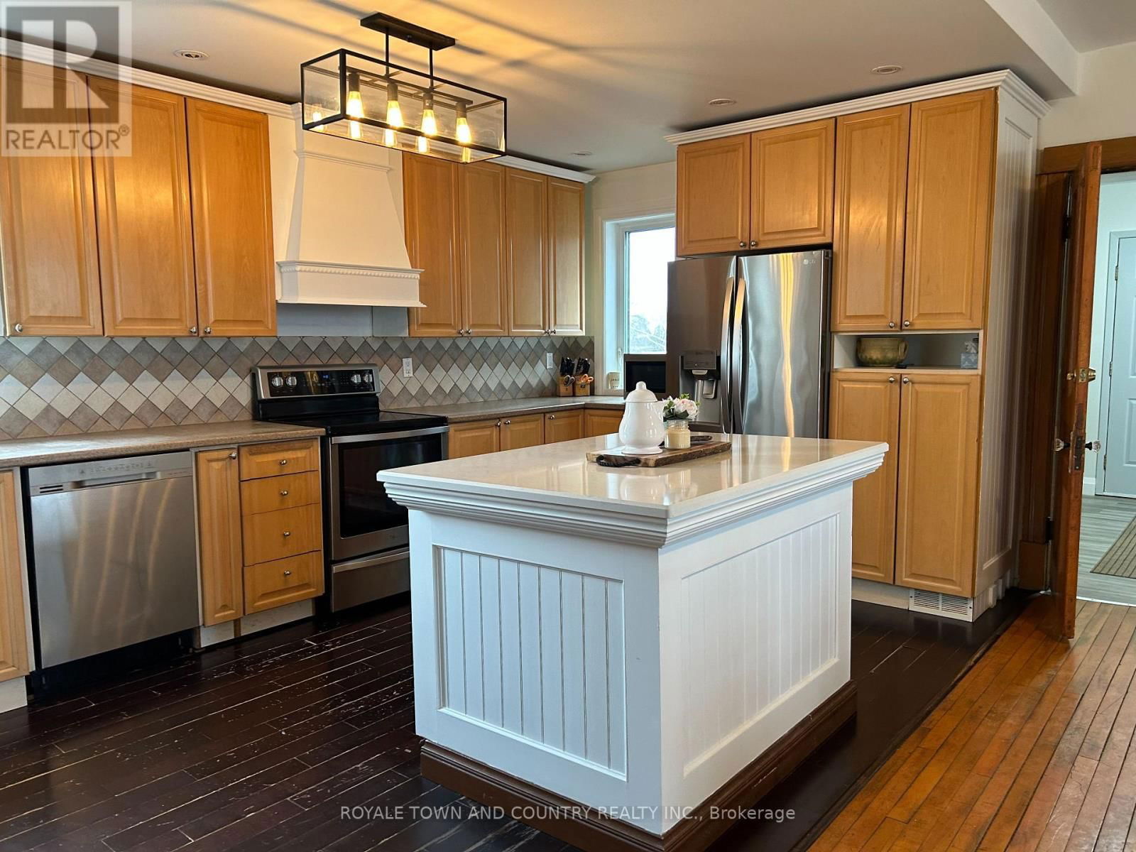652 RIVER ROAD Image 17