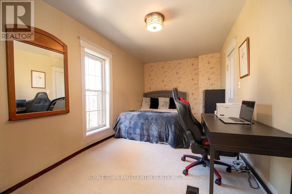 652 RIVER ROAD Image 27