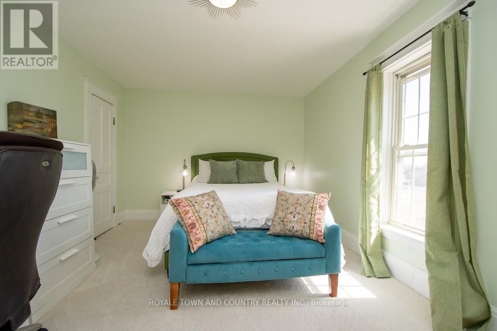 652 RIVER ROAD Image 30