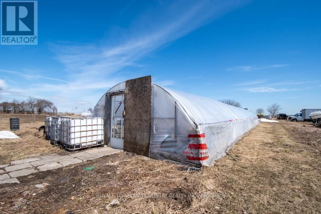 652 RIVER ROAD Image 35