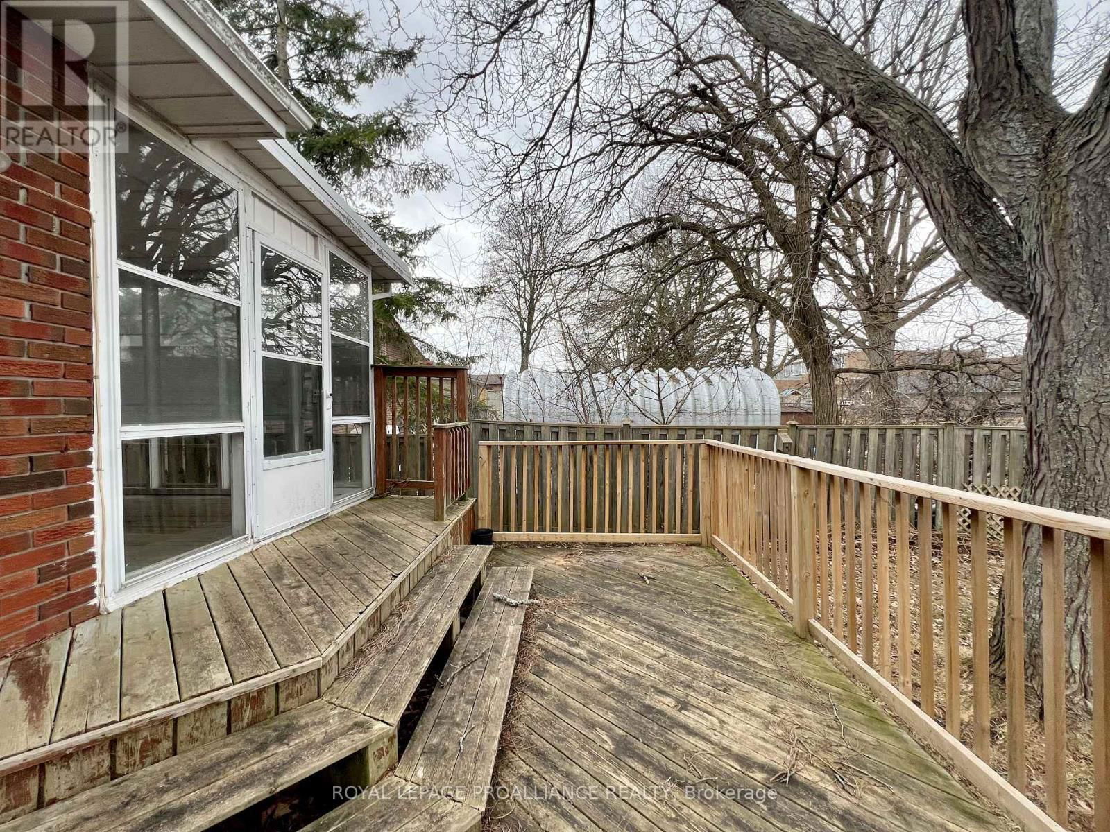 10 MEADOWVALE AVENUE Image 22