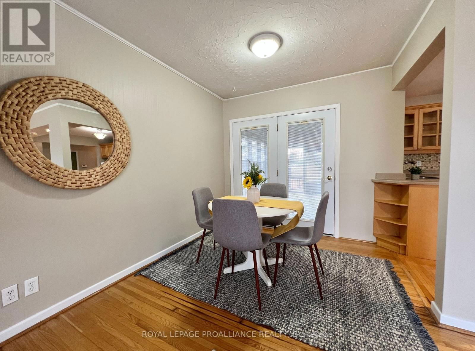 10 MEADOWVALE AVENUE Image 7
