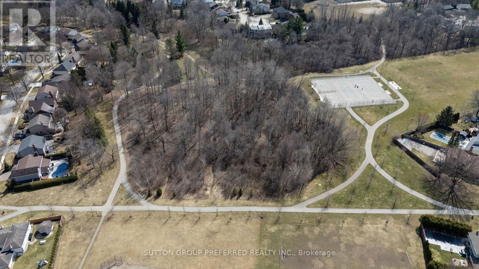 144 MERIDENE CRESCENT WEST Image 44