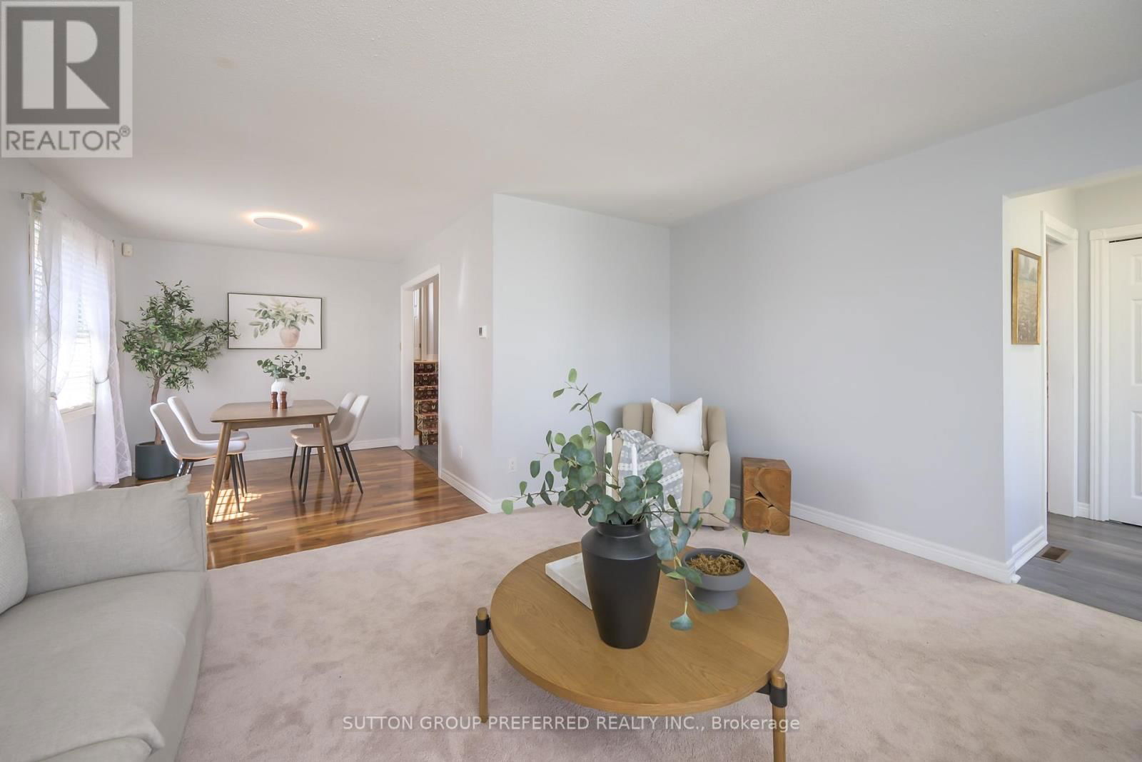 144 MERIDENE CRESCENT WEST Image 6