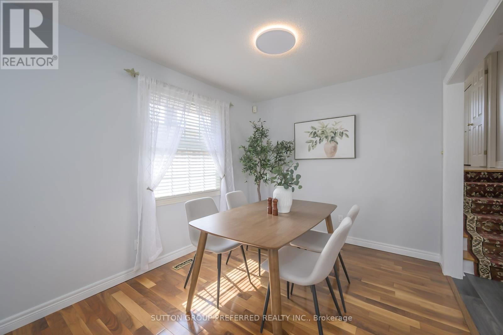 144 MERIDENE CRESCENT WEST Image 8