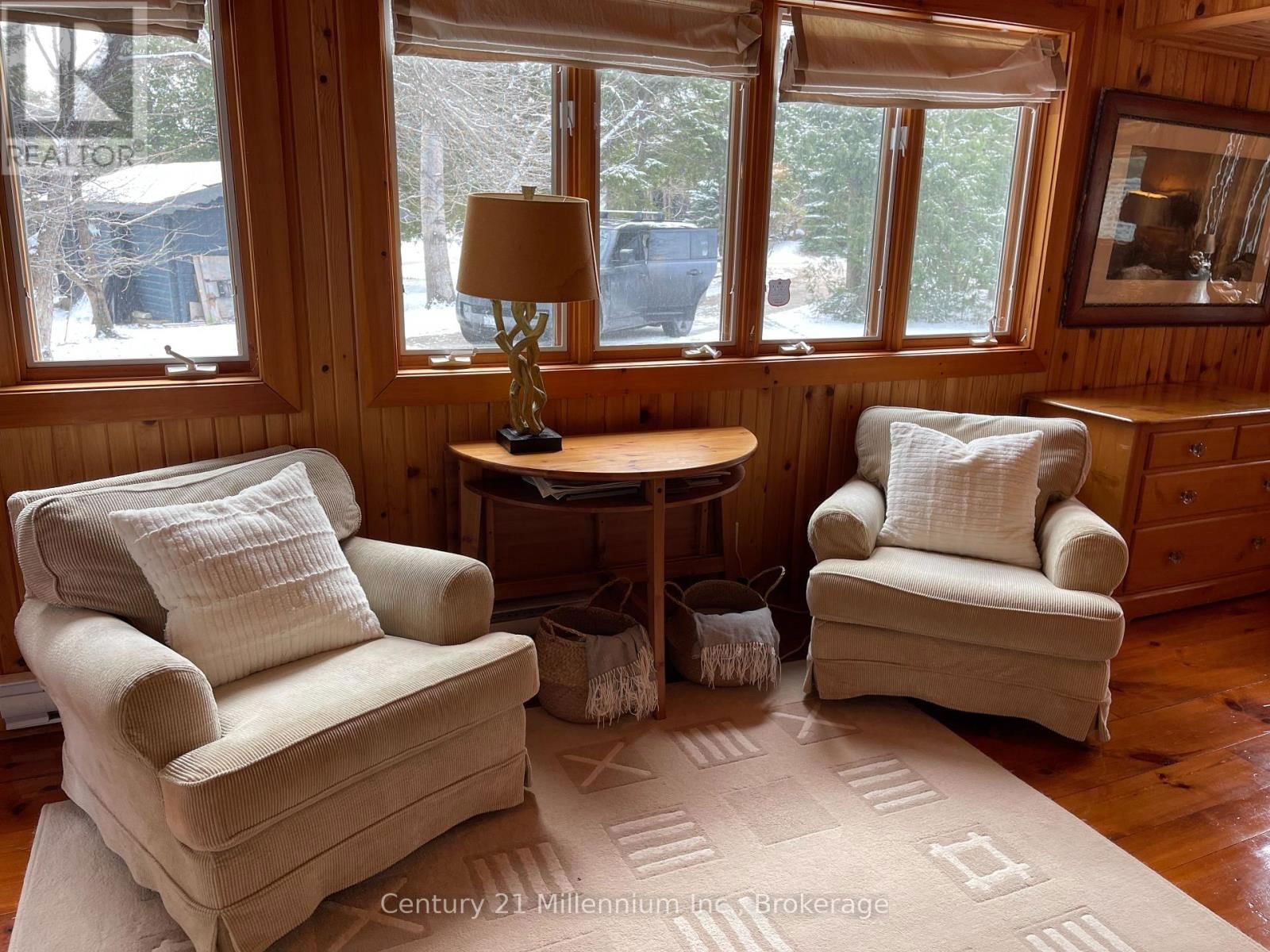 150 ST MORITZ CRESCENT Image 10