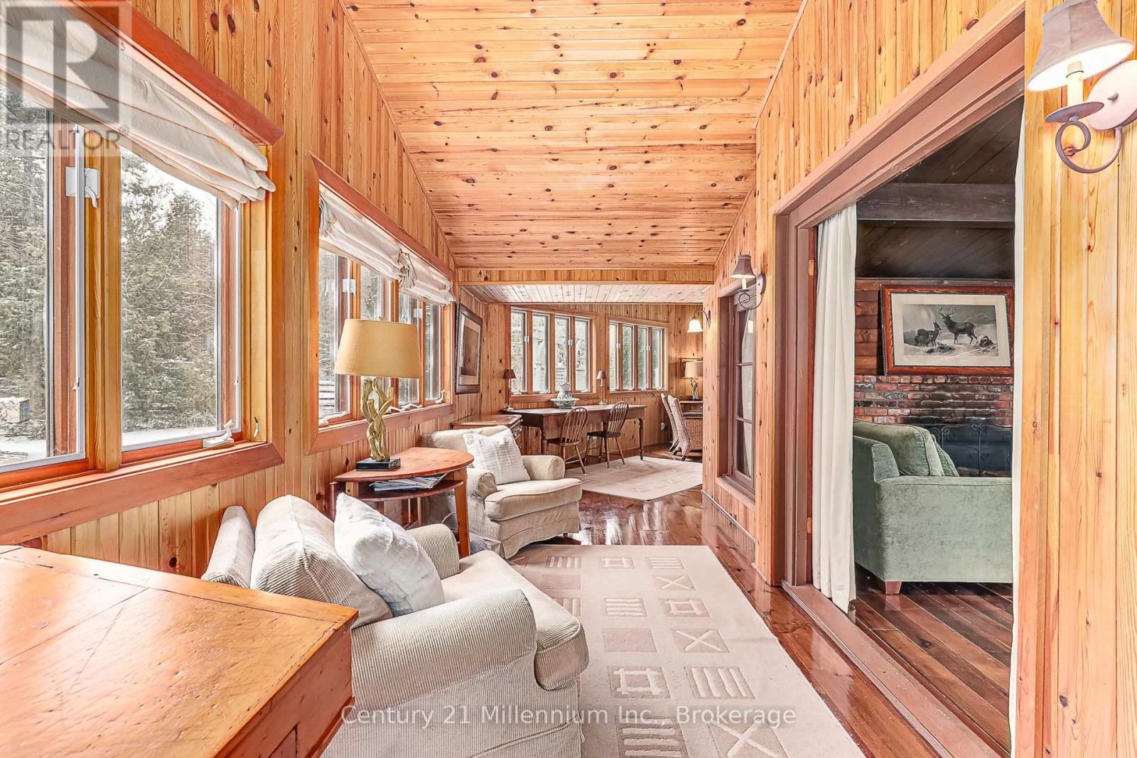 150 ST MORITZ CRESCENT Image 12