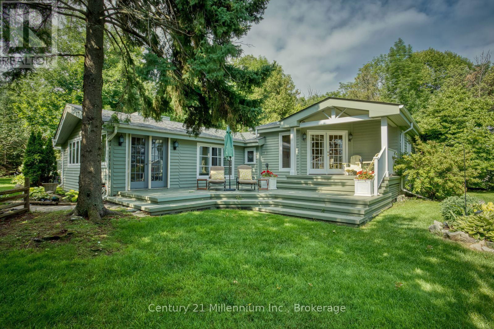 150 ST MORITZ CRESCENT Image 2