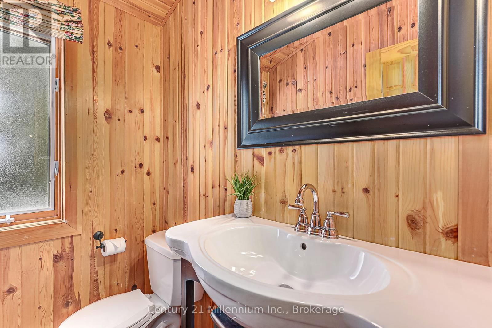 150 ST MORITZ CRESCENT Image 30