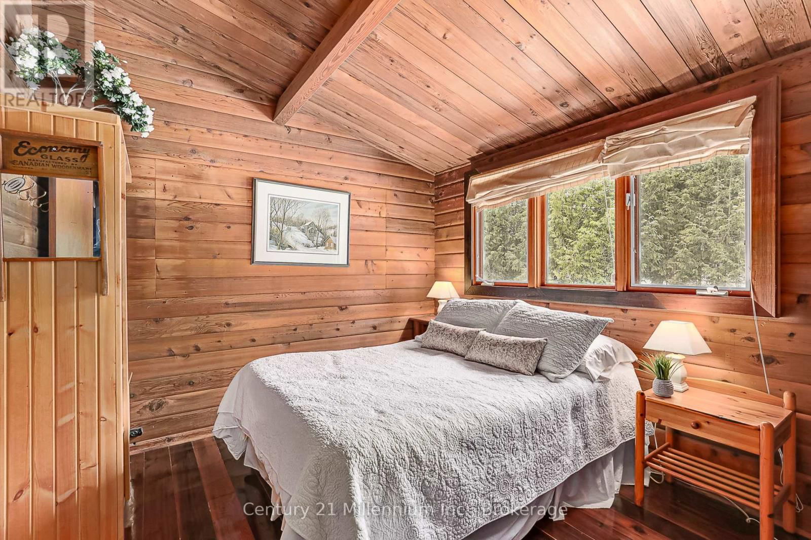 150 ST MORITZ CRESCENT Image 31