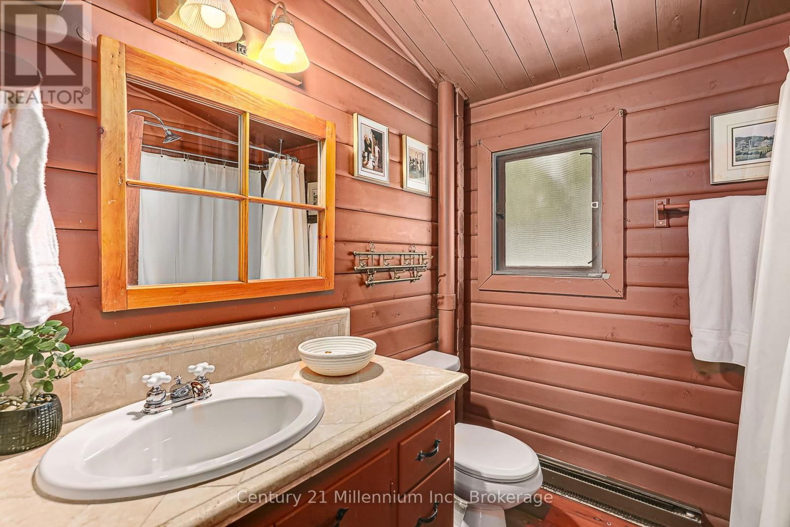 150 ST MORITZ CRESCENT Image 32
