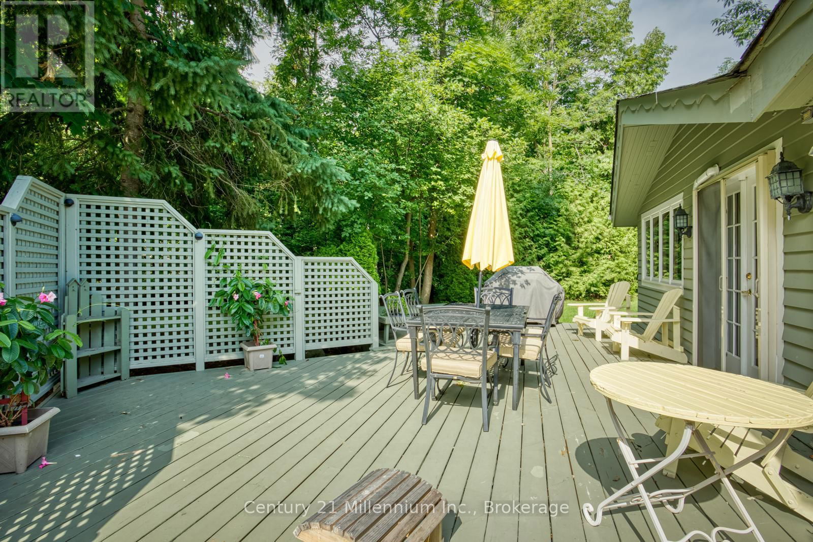 150 ST MORITZ CRESCENT Image 41