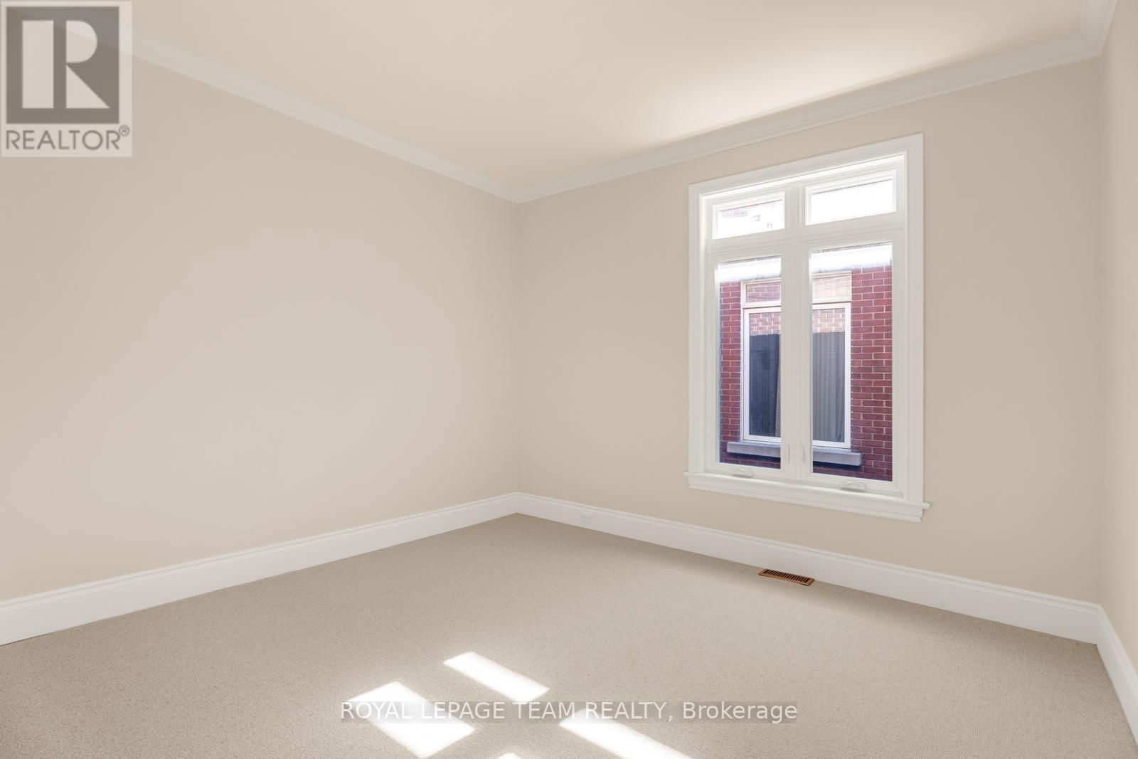 160 DUFFERIN ROAD Image 24
