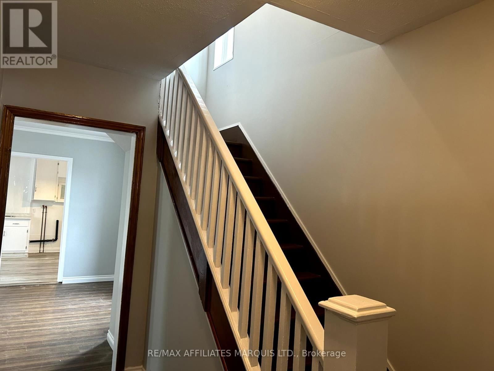 8 MILLVILLE AVENUE Image 6