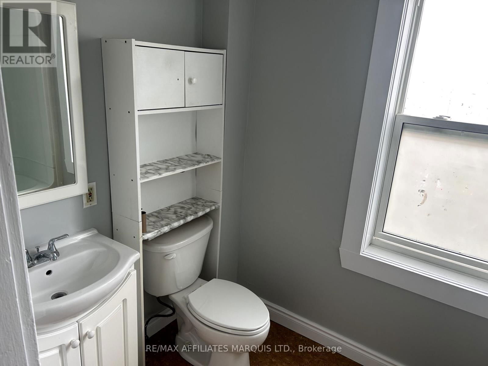 8 MILLVILLE AVENUE Image 7