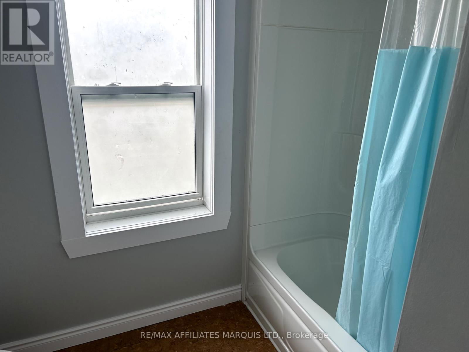 8 MILLVILLE AVENUE Image 8