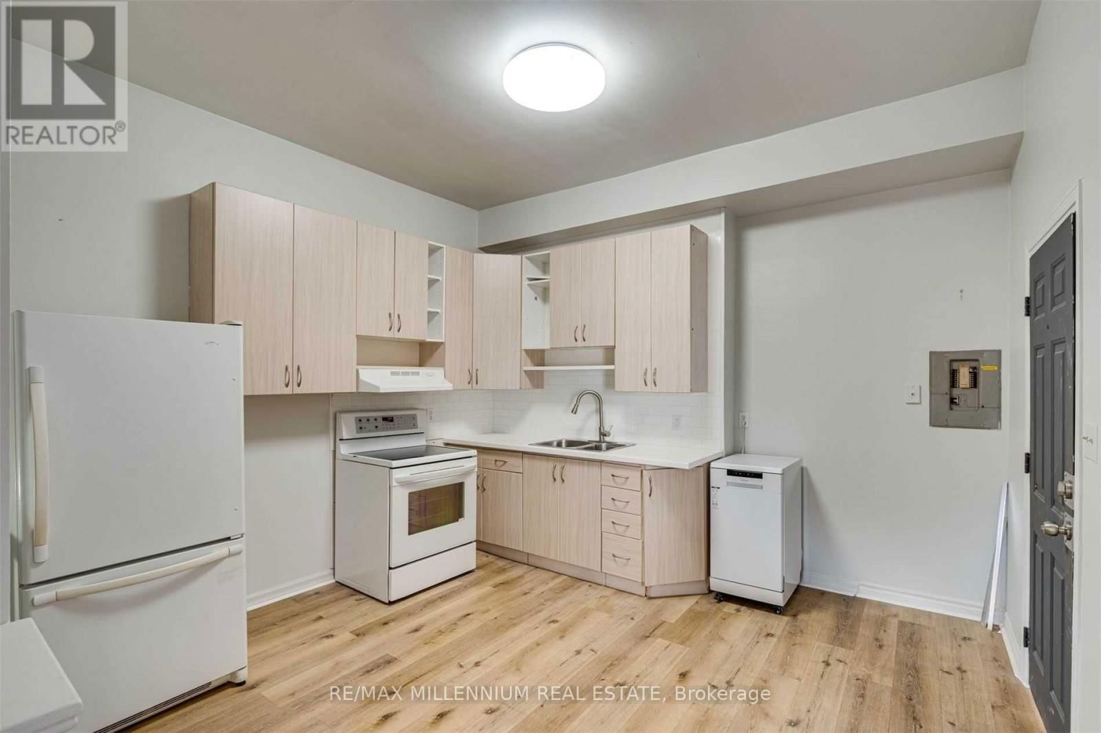 Unit 3 - 363 BARTON STREET EAST Image 2