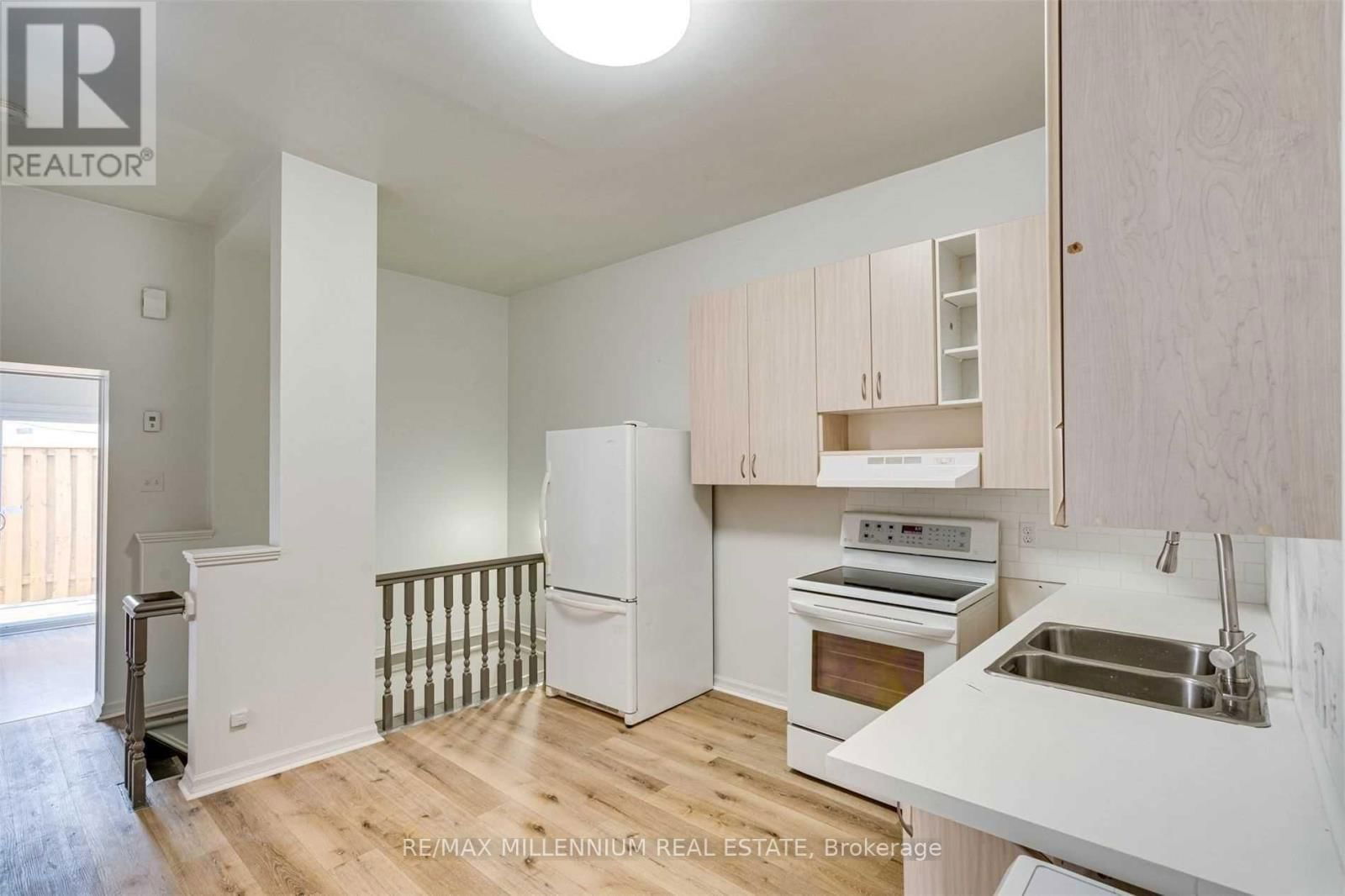 Unit 3 - 363 BARTON STREET EAST Image 4
