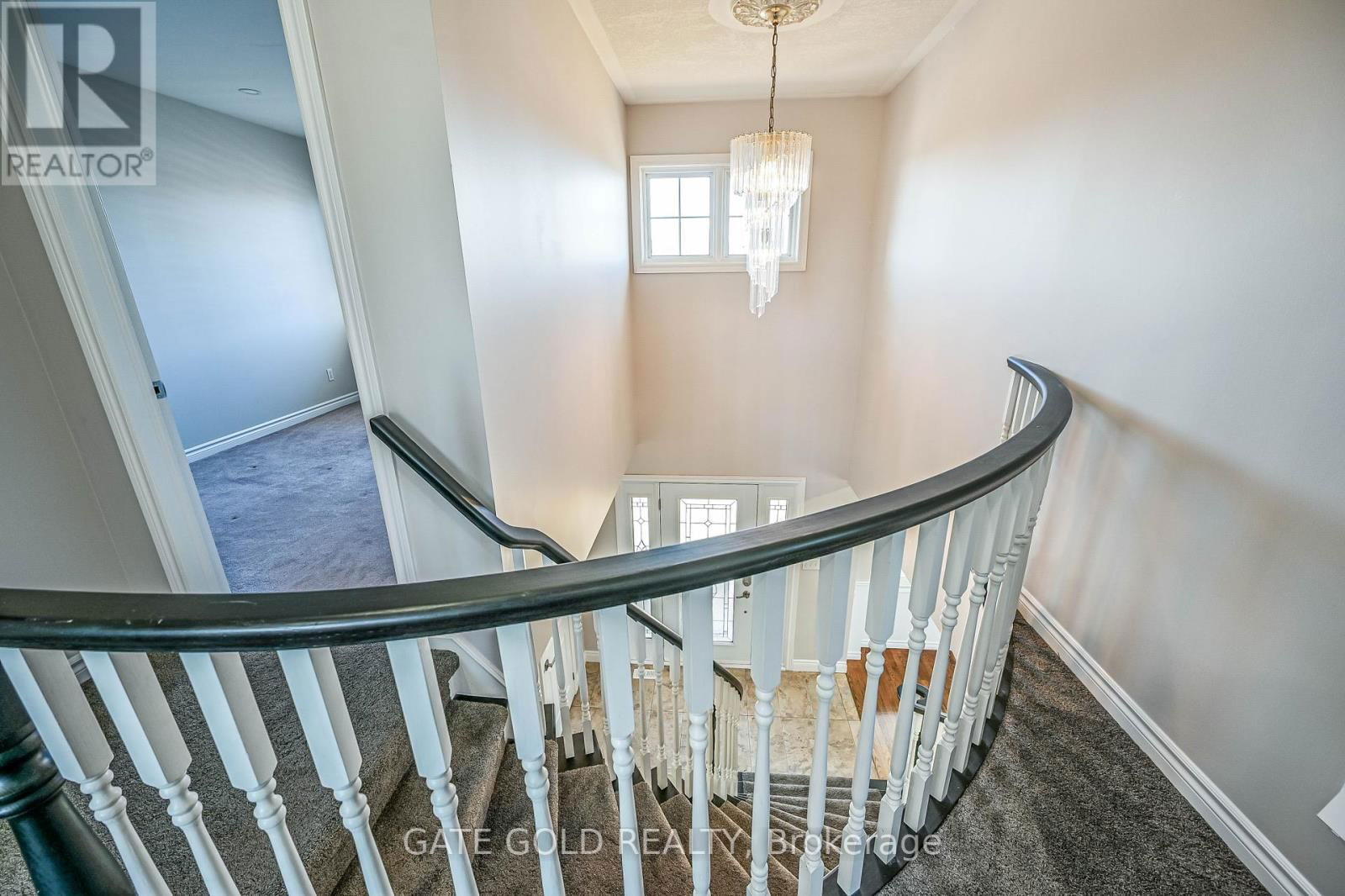 228 HIGHLAND ROAD WEST Image 18