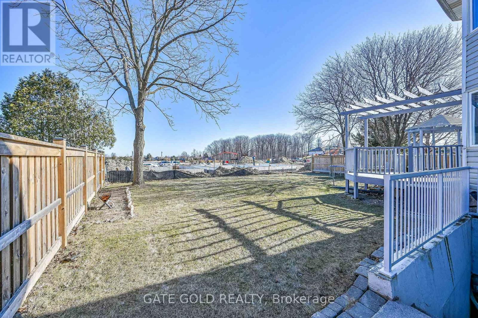 228 HIGHLAND ROAD WEST Image 32