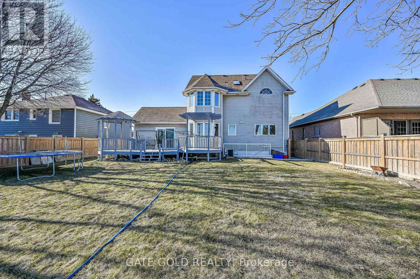 228 HIGHLAND ROAD WEST Image 36