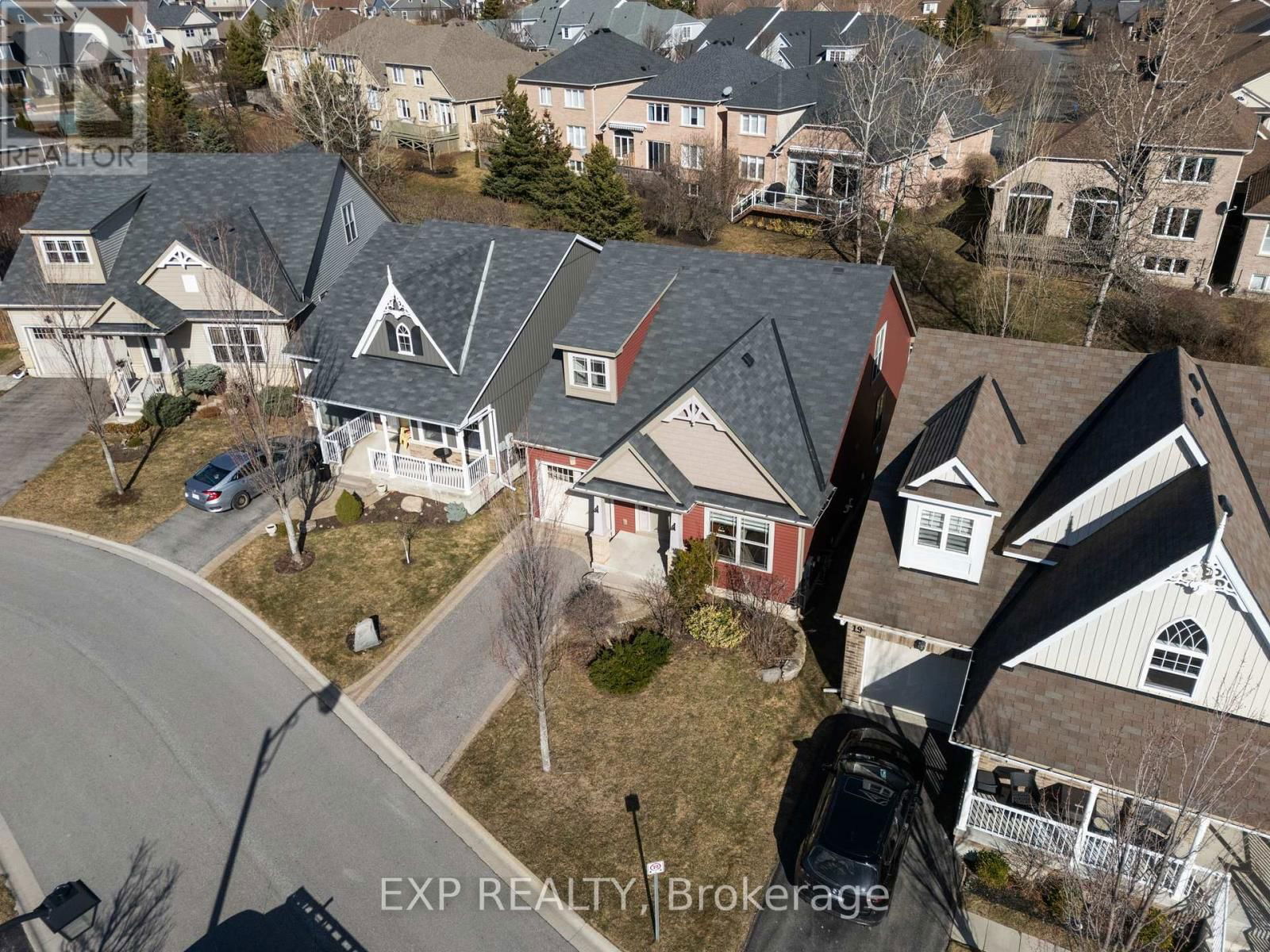 17 GREENAWAY CIRCLE Image 2