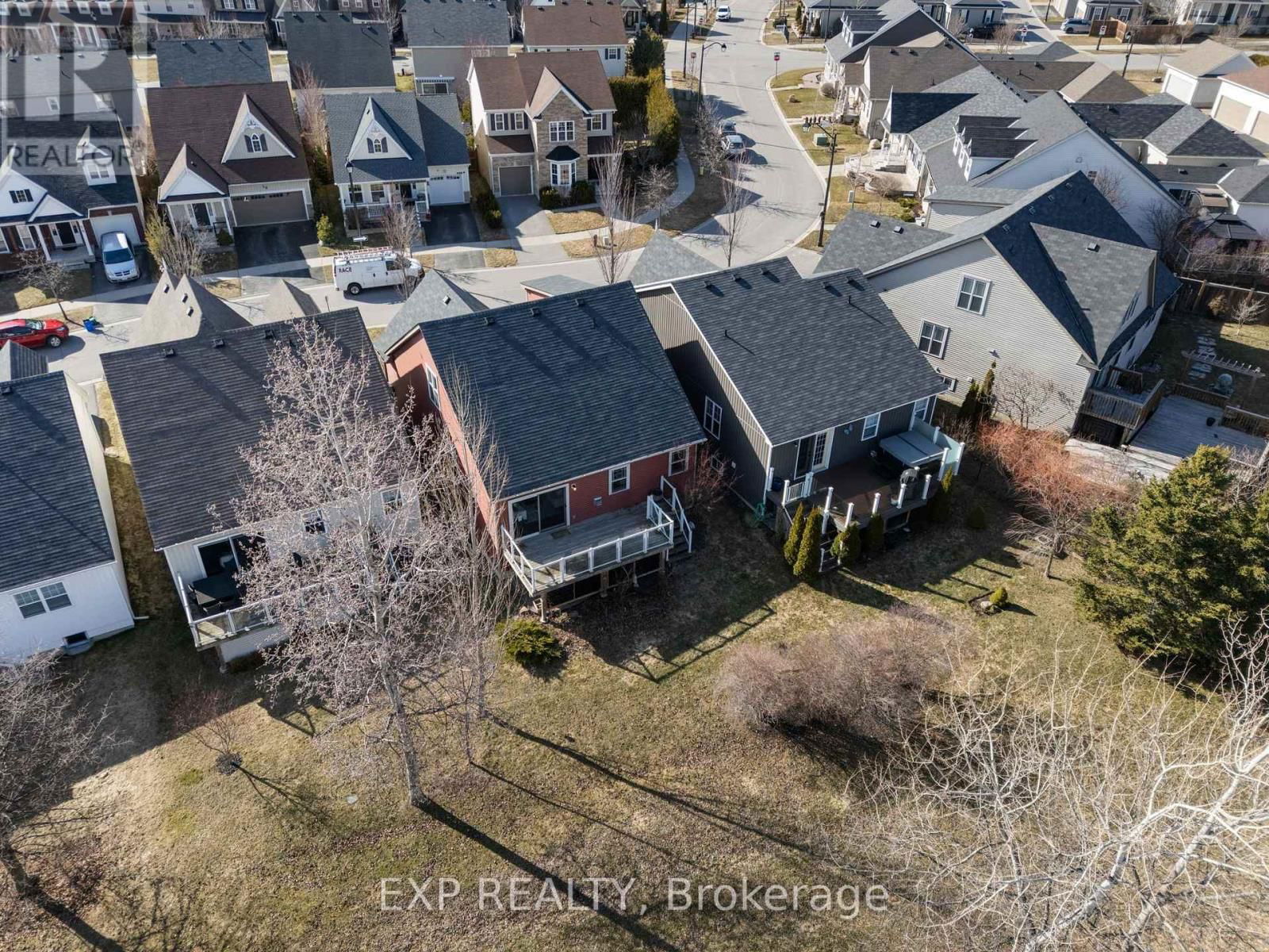 17 GREENAWAY CIRCLE Image 25