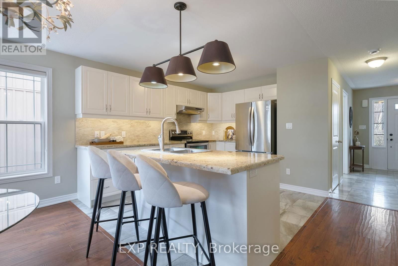 17 GREENAWAY CIRCLE Image 7