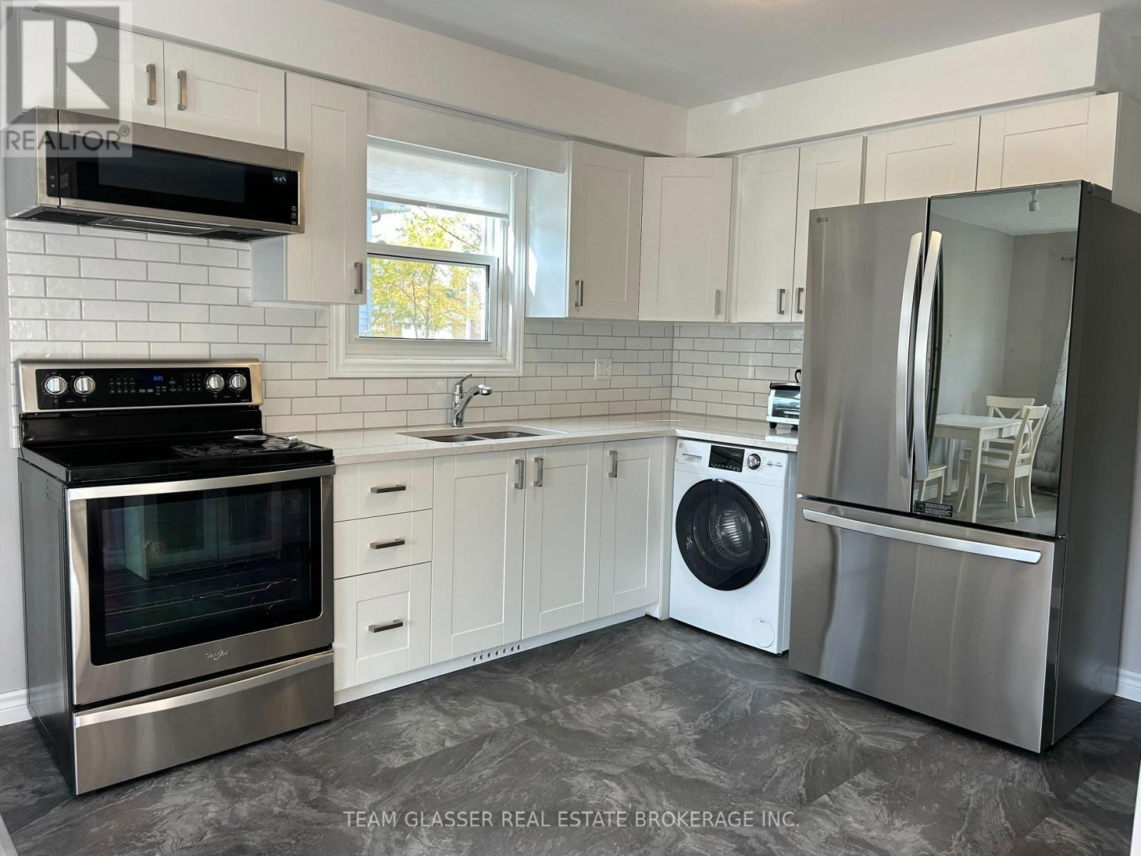 630 VICTORIA STREET Image 3
