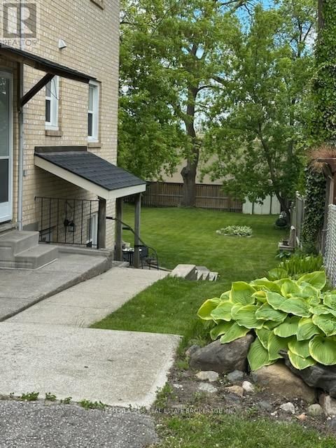 630 VICTORIA STREET Image 36