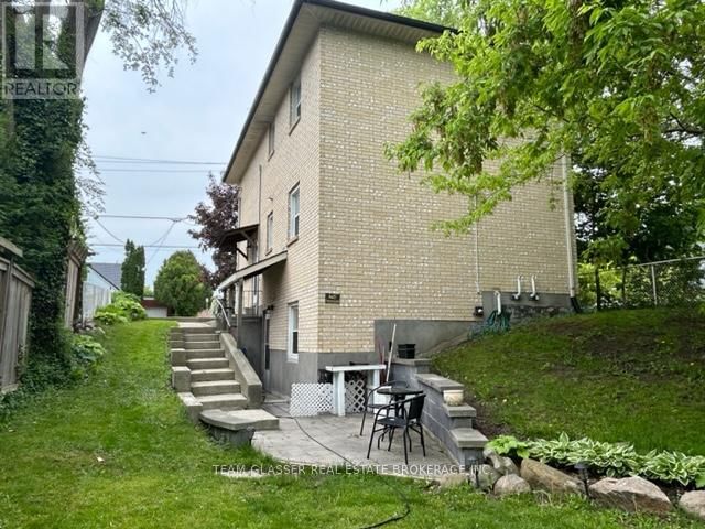 630 VICTORIA STREET Image 47