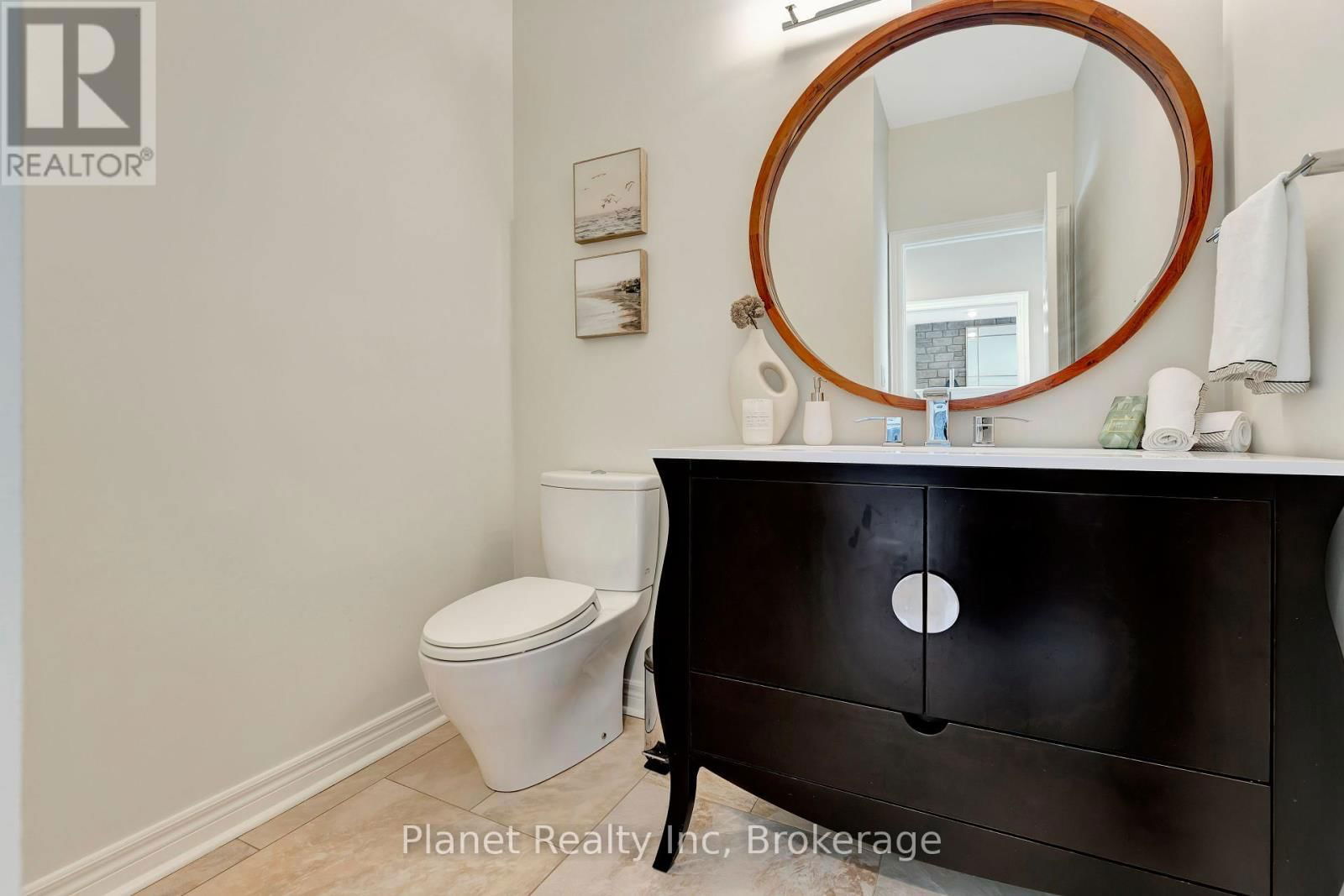 7 - 25 MANOR PARK CRESCENT Image 19