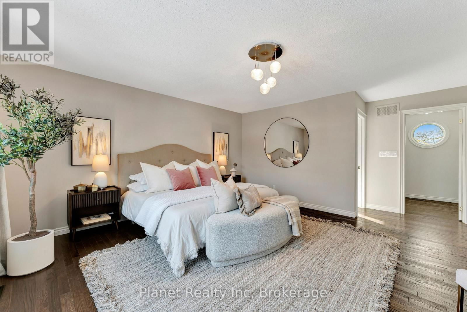 7 - 25 MANOR PARK CRESCENT Image 24