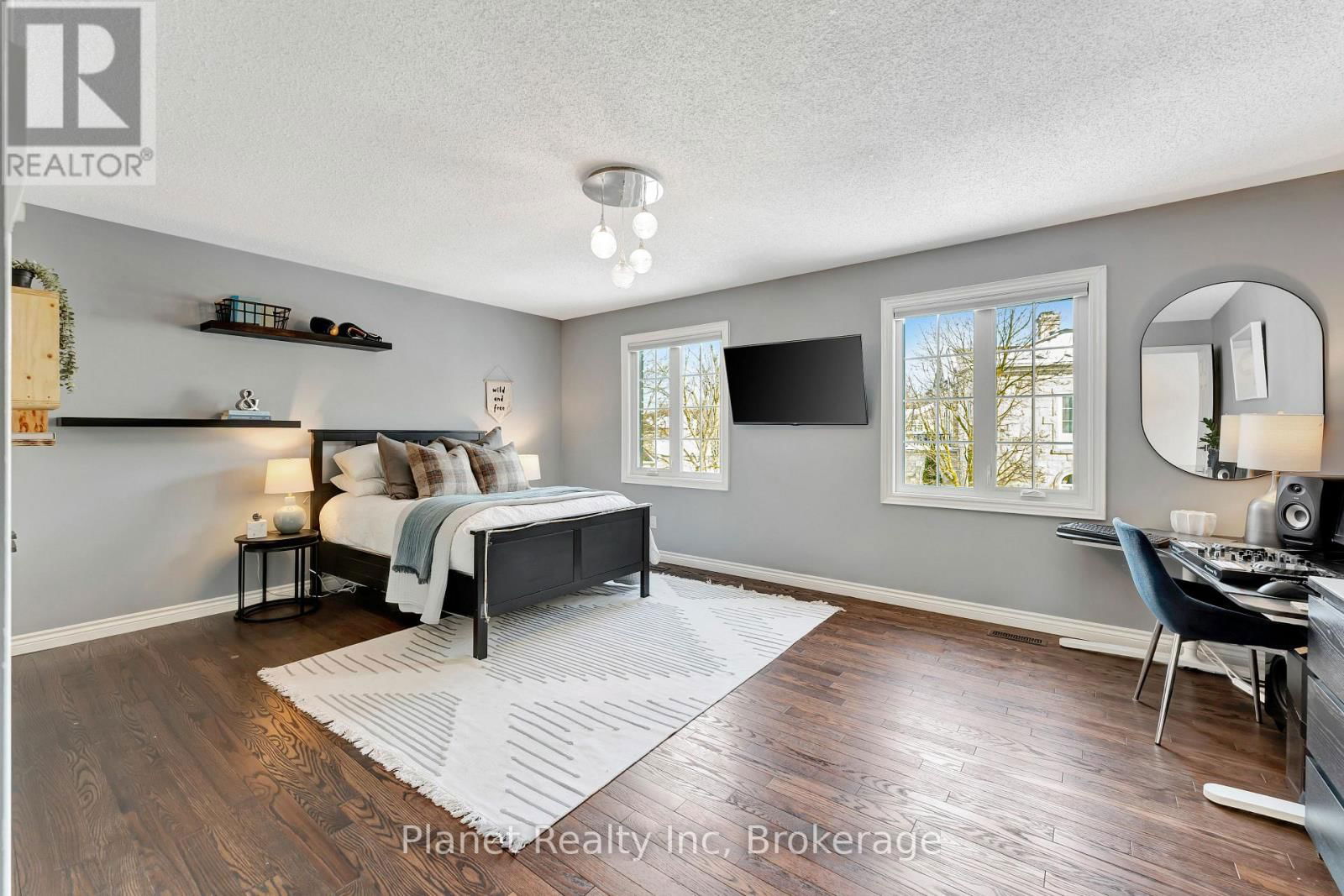7 - 25 MANOR PARK CRESCENT Image 31
